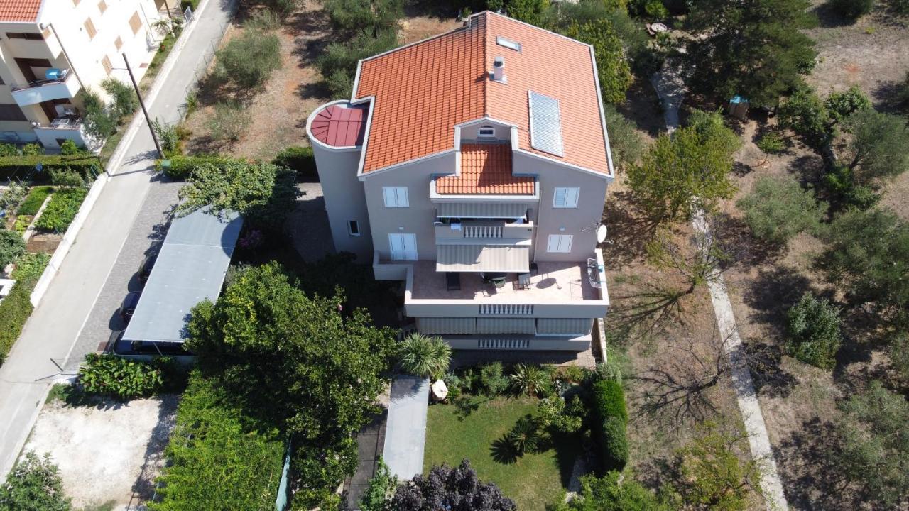 Apartmani Villa Elvira Sukošan Exterior foto